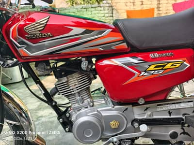 Honda Cg 125 2027 model (300km driven)