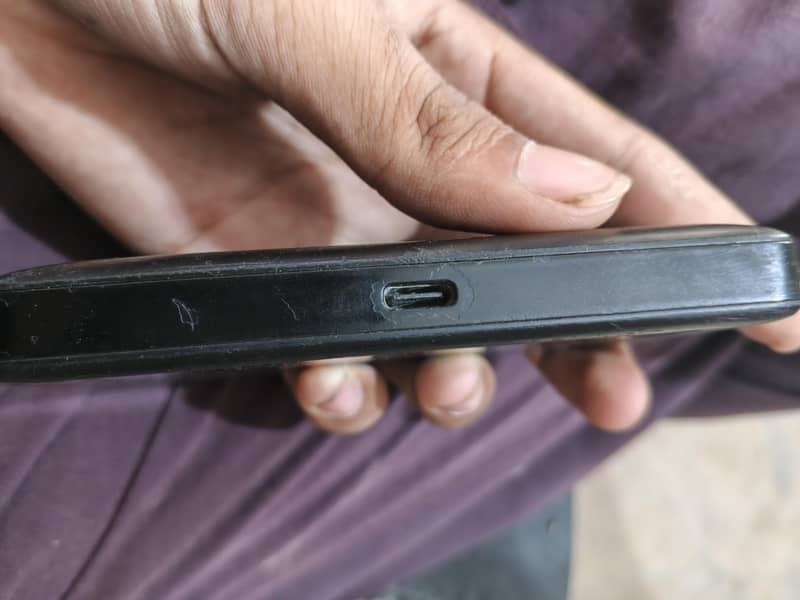 Apple iPhone 11 0