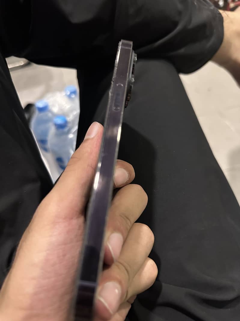 Apple iPhone 14 Pro Max 2