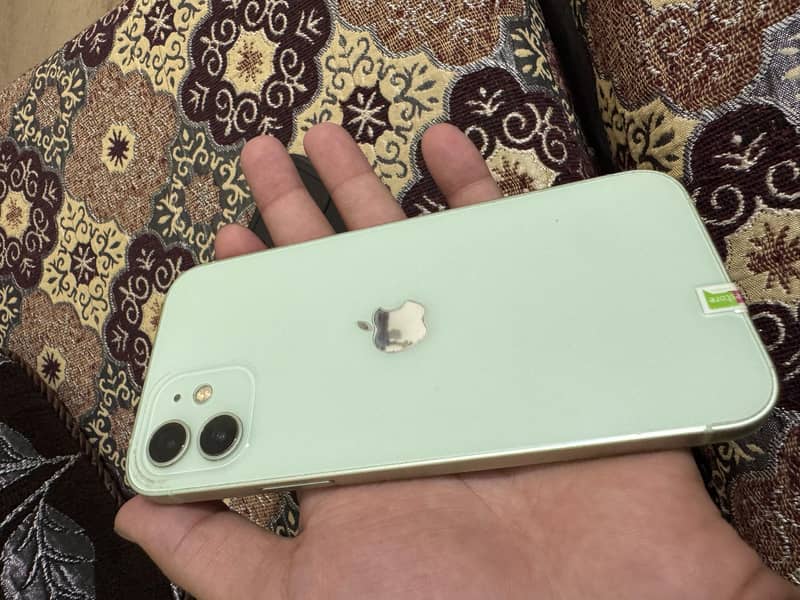 Apple iPhone 12 3