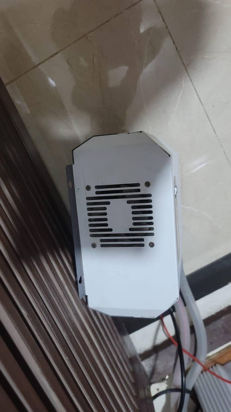 Battery and UPS 1
