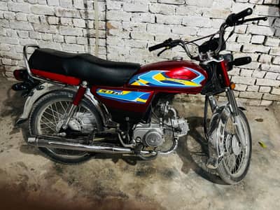 2025 model CD70 Motorcycle urgent sell