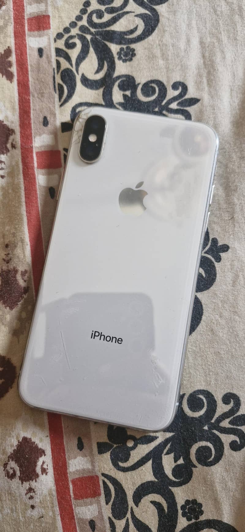 Apple iPhone X 4