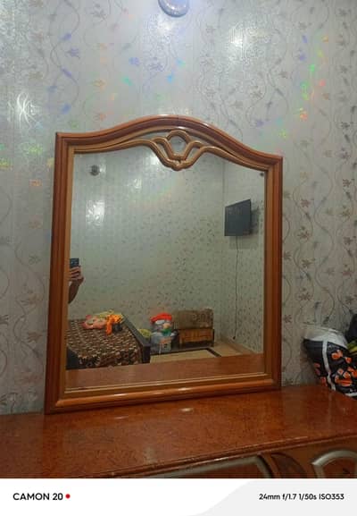 dressing table with mirror