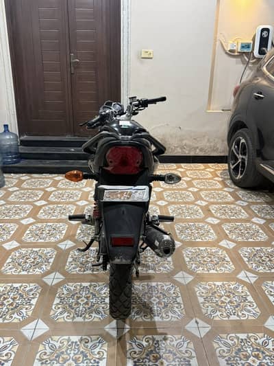 Suzuki gsx125R  15000km driven 1 owner bike