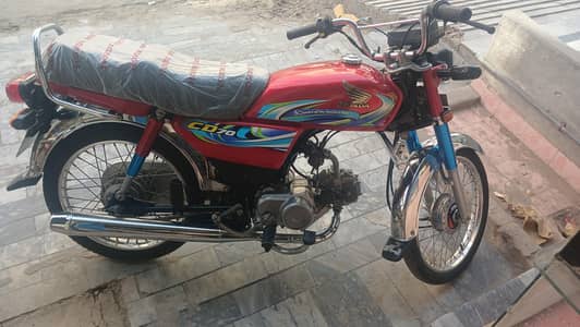 Honda Cd70 2024 brand new bike. only 5300 kilometres chali hai.