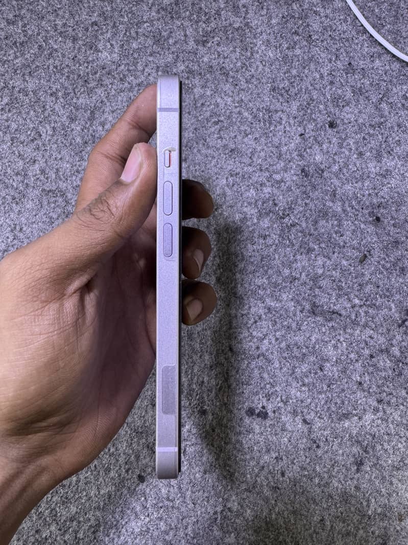 Apple iPhone 14 1