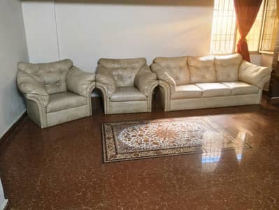 Sofa set