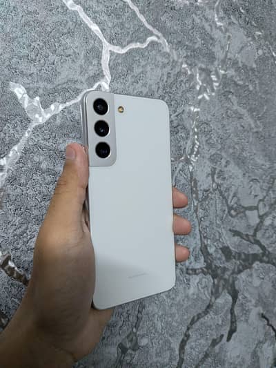 Samsung Mobile S22