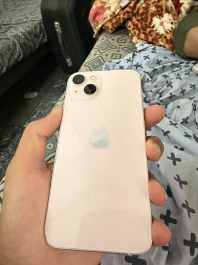 Apple iPhone 13
