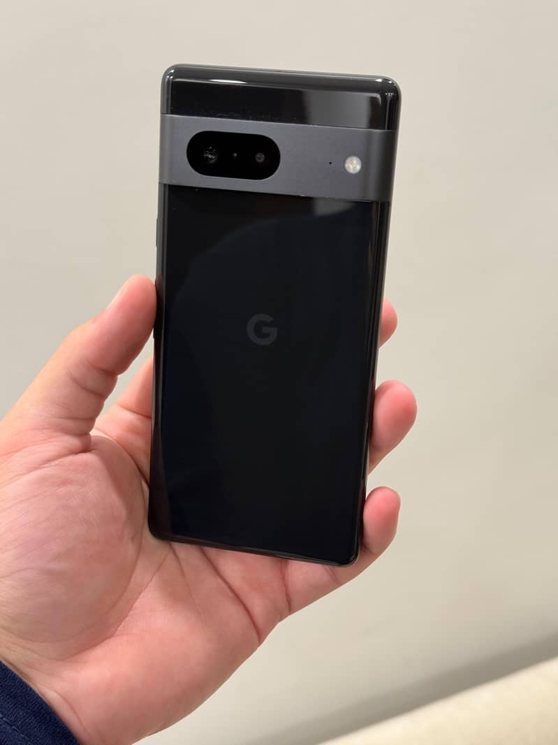 Google Pixel 7 4