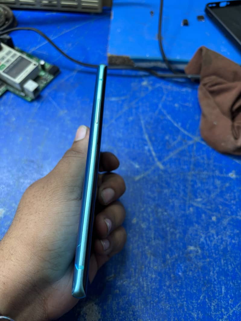 One Plus 8 ( read add ) 7
