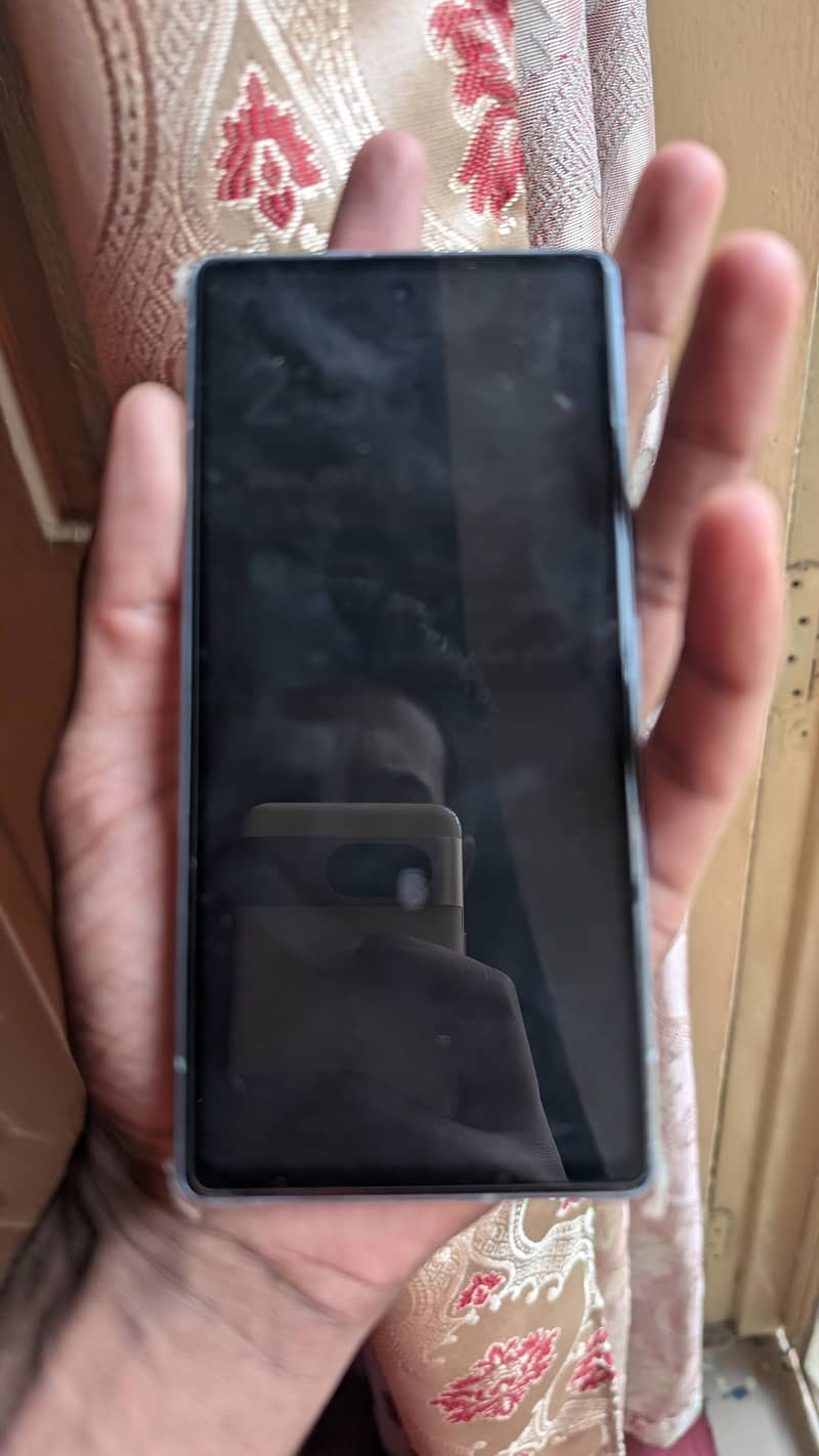 pixel 7a 4