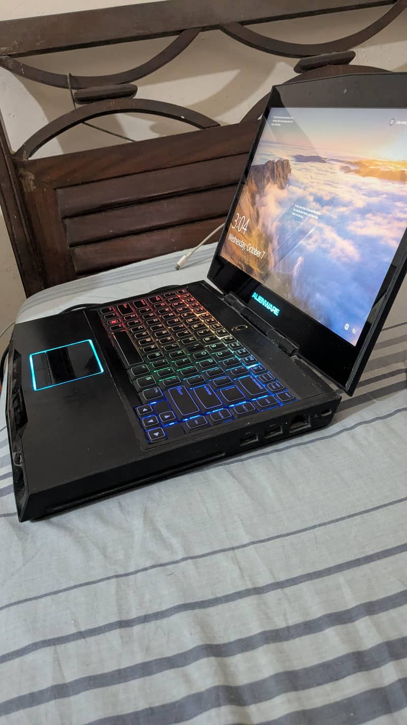 Dell, alienware laptop 2