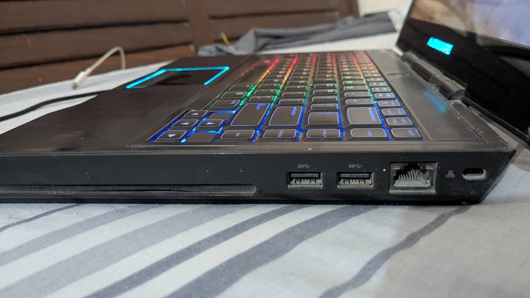 Dell, alienware laptop 3