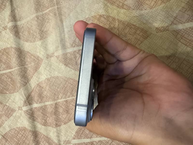 Apple iPhone 14 0