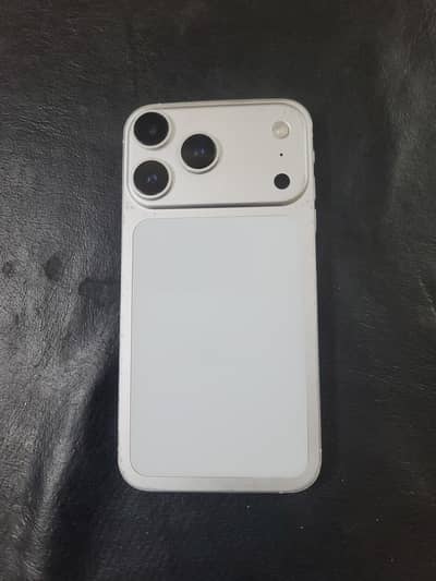 Apple iPhone XR converted to 17 pro