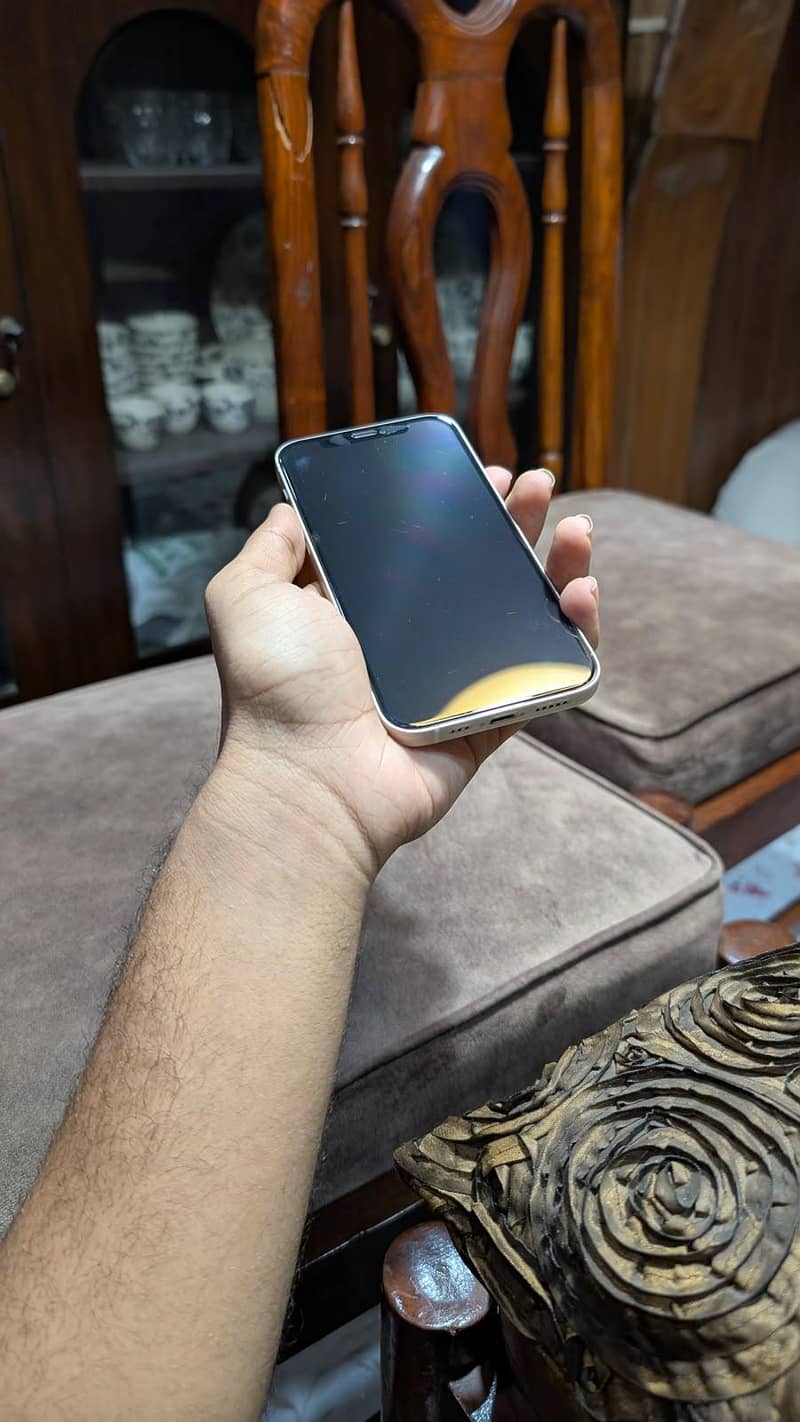 Apple iPhone 12 5