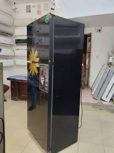 Electrolux Jumbo size DC inverter Geniune Refrigerator (0321/0807777)