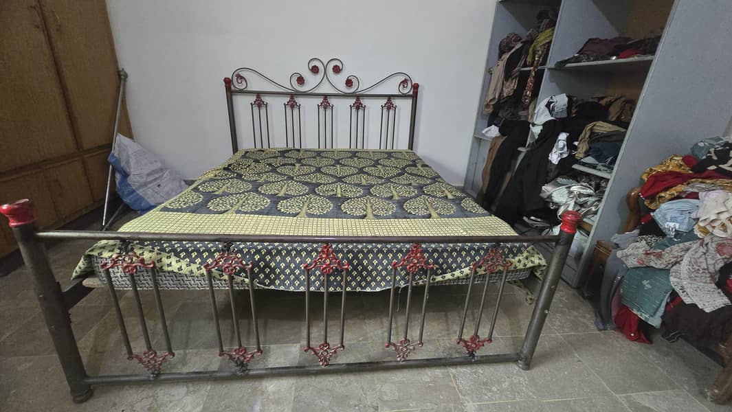 double bed 0