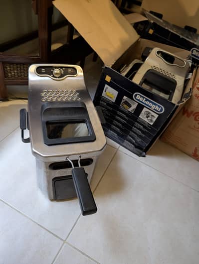 De Longhi Deep Fryer