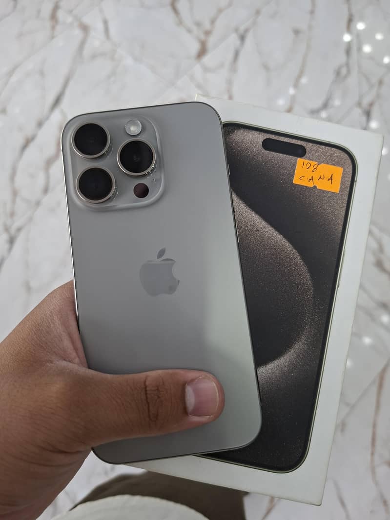 Apple iPhone 15 Pro 0
