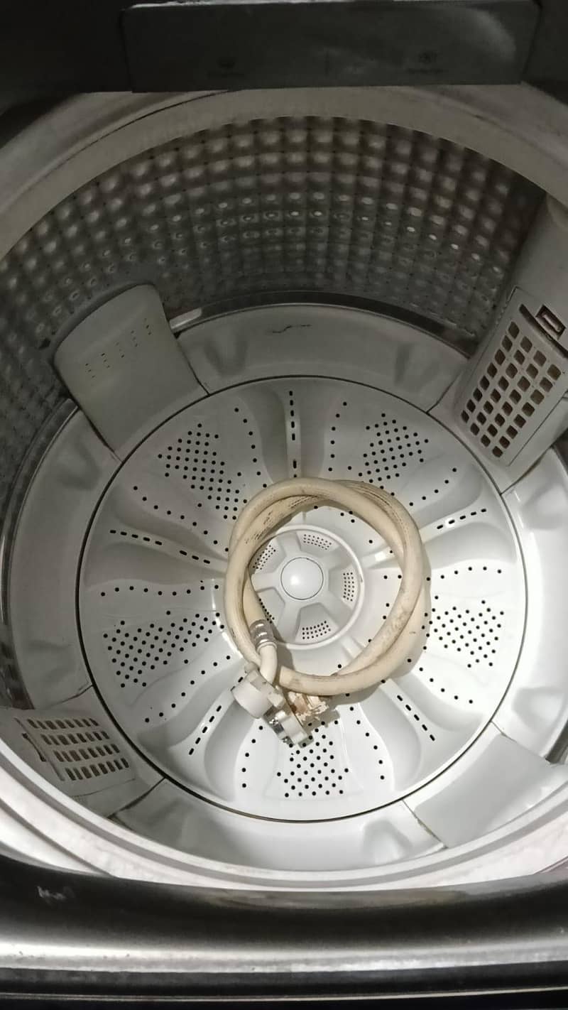 Haier automatic machine 1