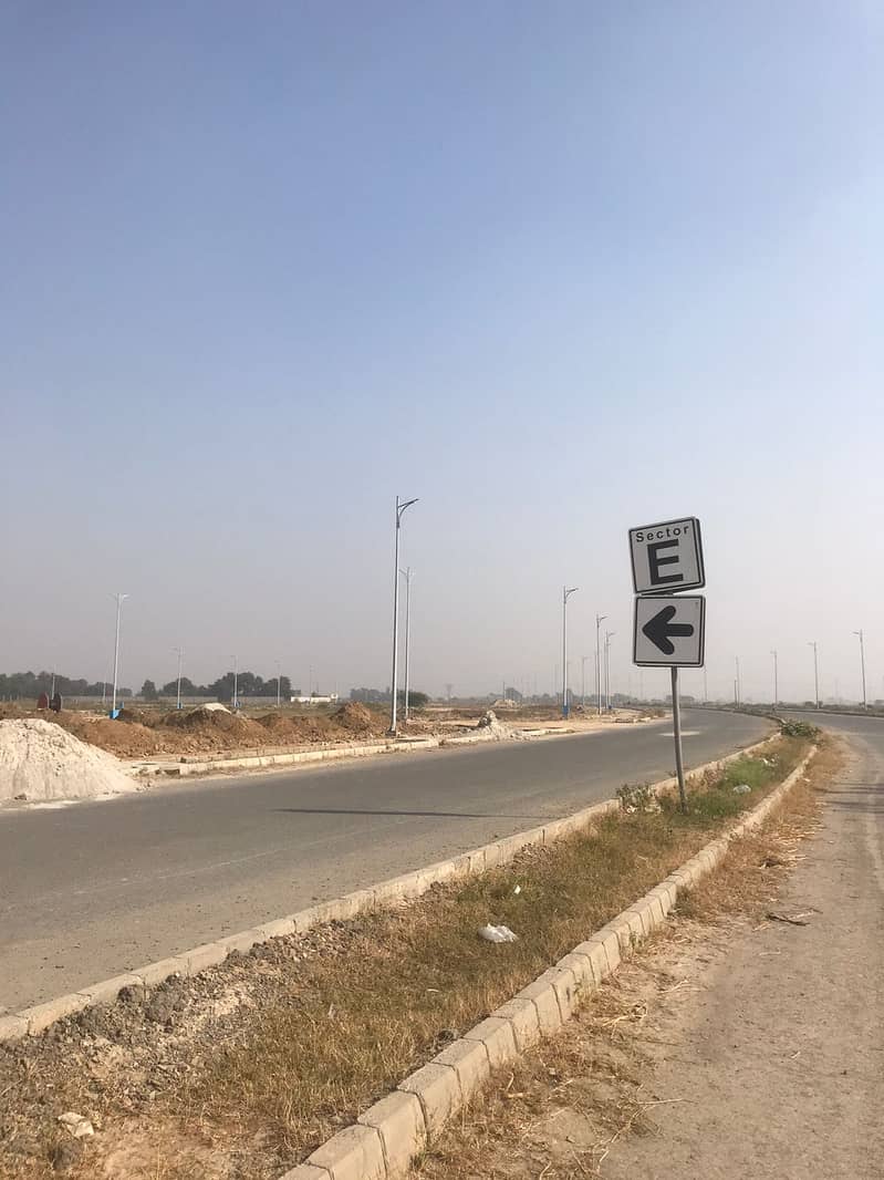 COMMERCIAL PLOT FOR SALE 6