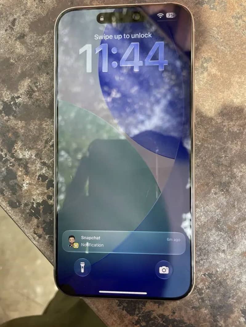 Apple iPhone 15 Pro Max 2