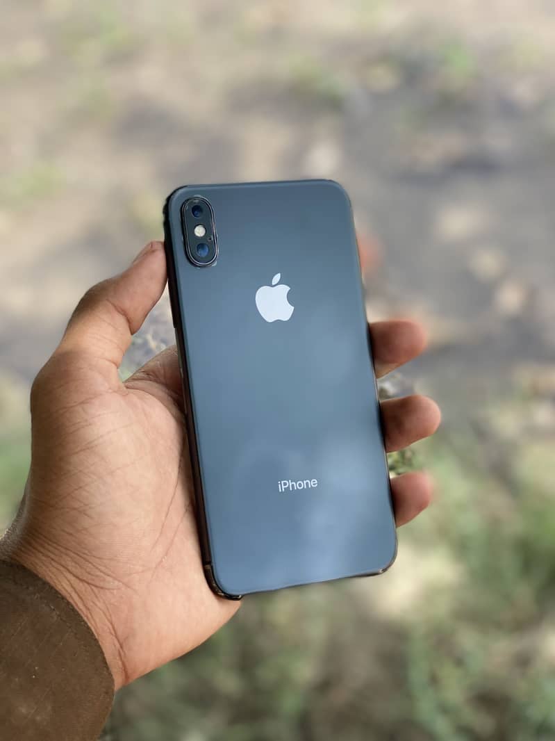 Apple iPhone X 0
