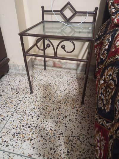 bedside table for sale 5000 k 2 tables