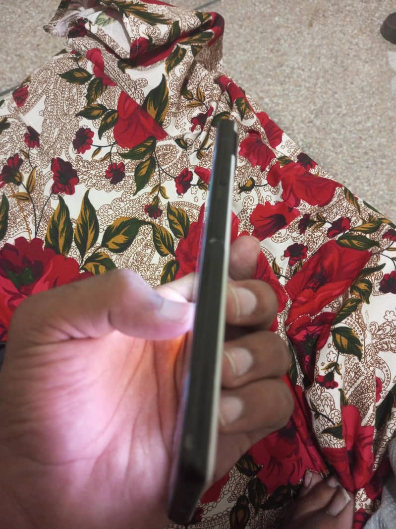 Google Pixel 6a 1
