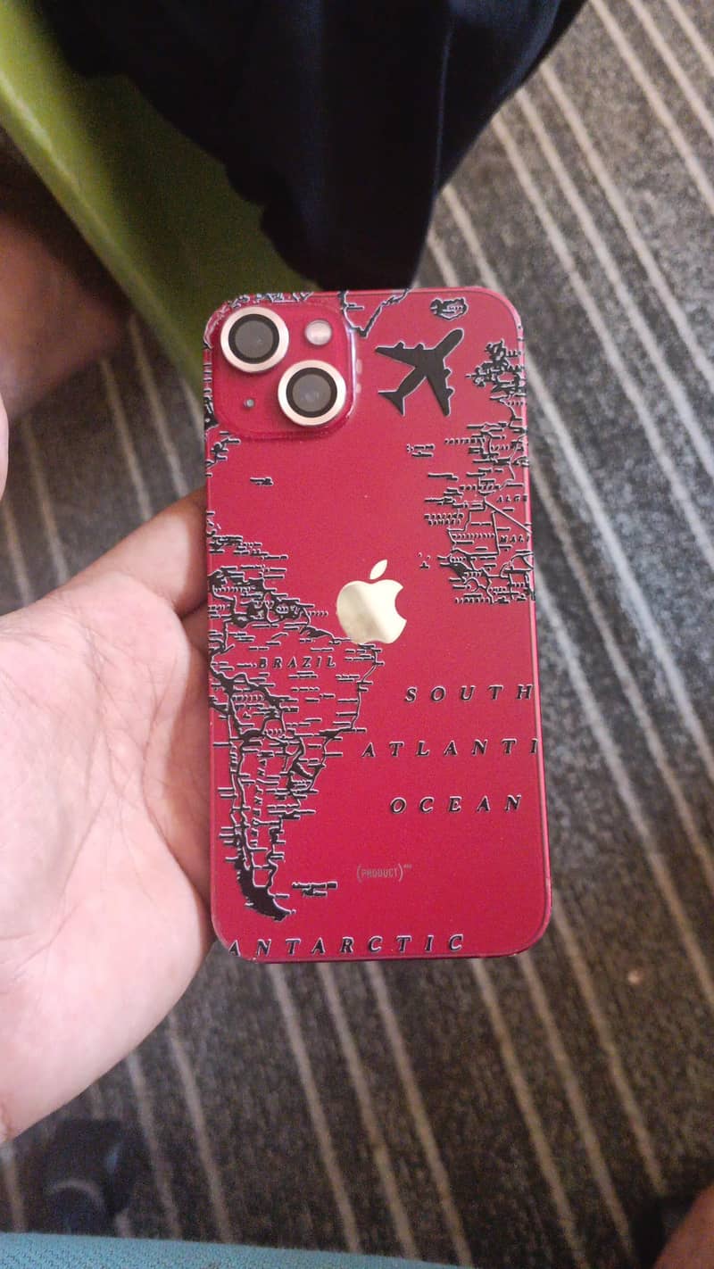 Apple iPhone 13 5