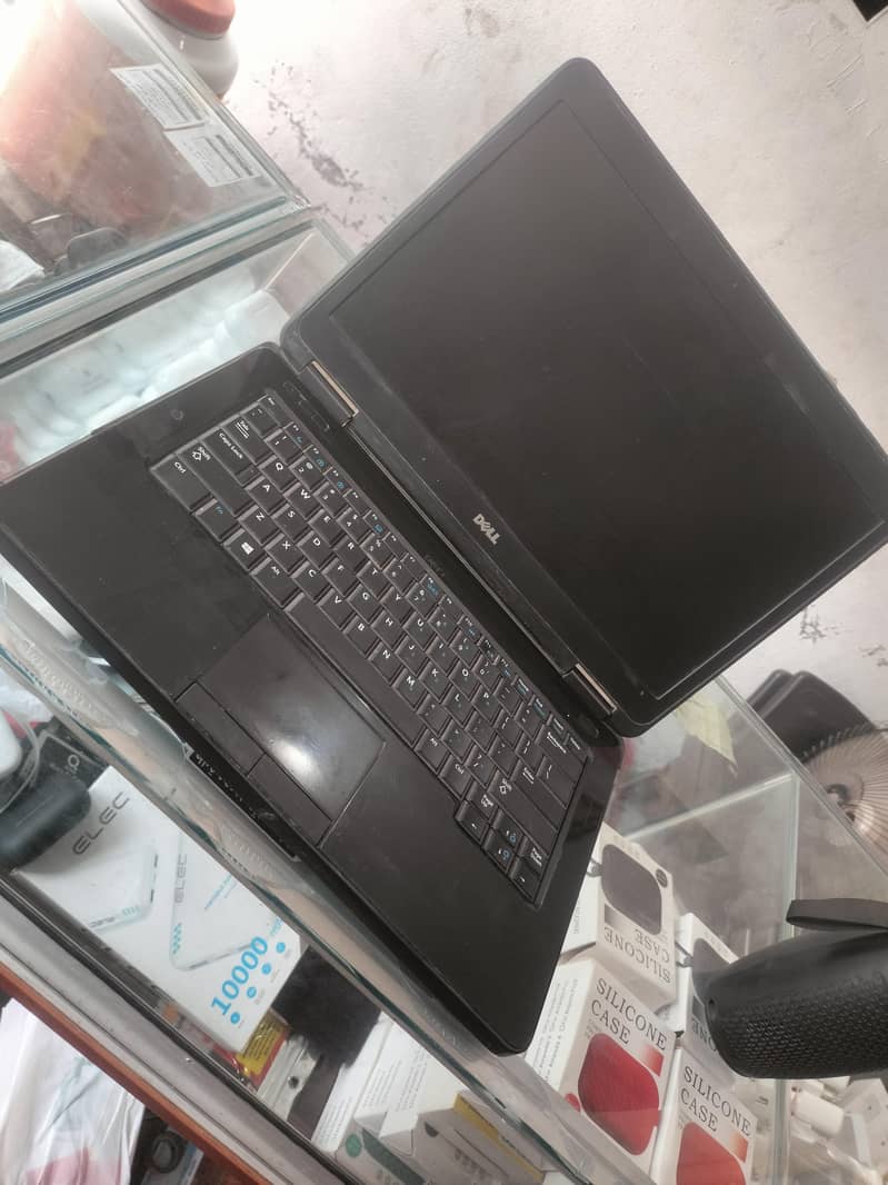 dell latitude E 5440 0
