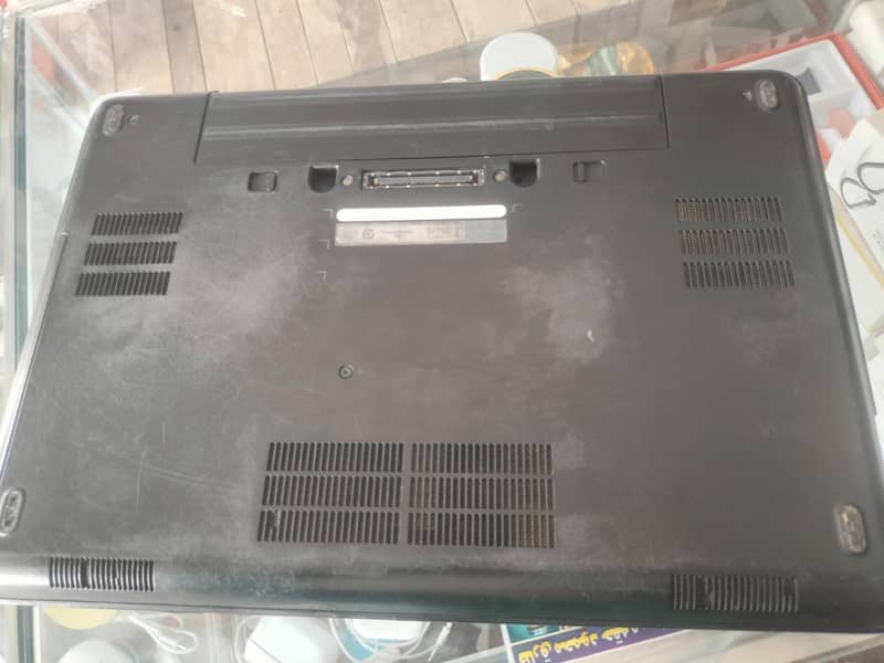 dell latitude E 5440 2