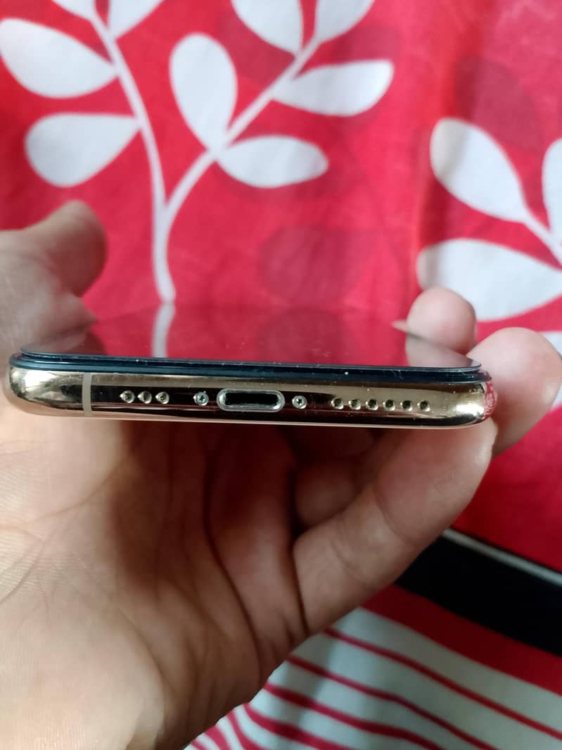 Apple iPhone X 2