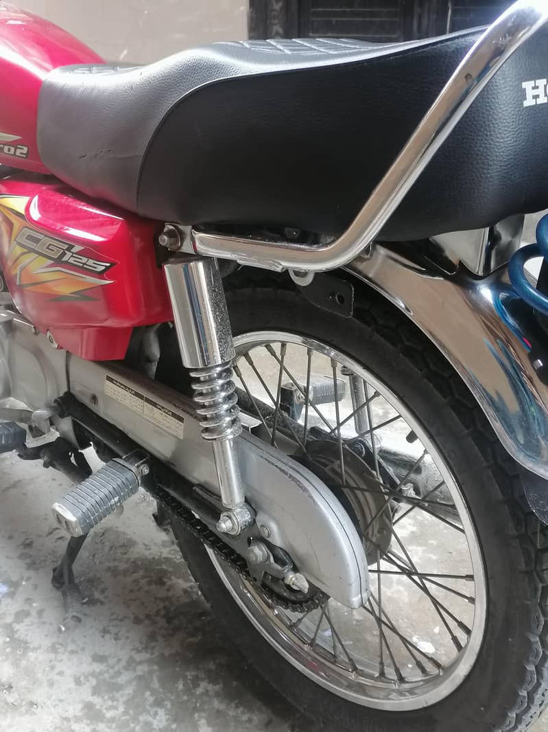CG 125 0