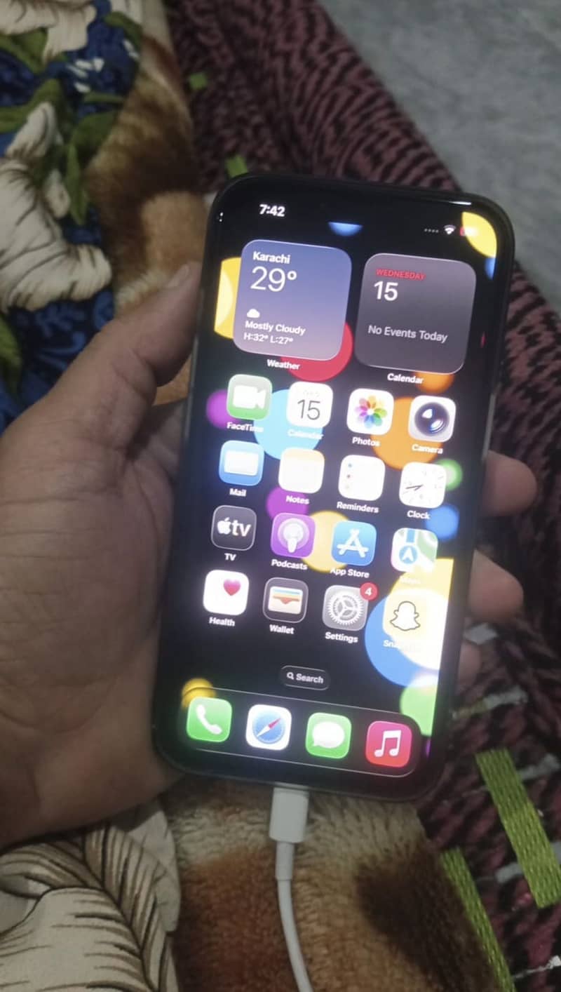 Apple iPhone 13 6
