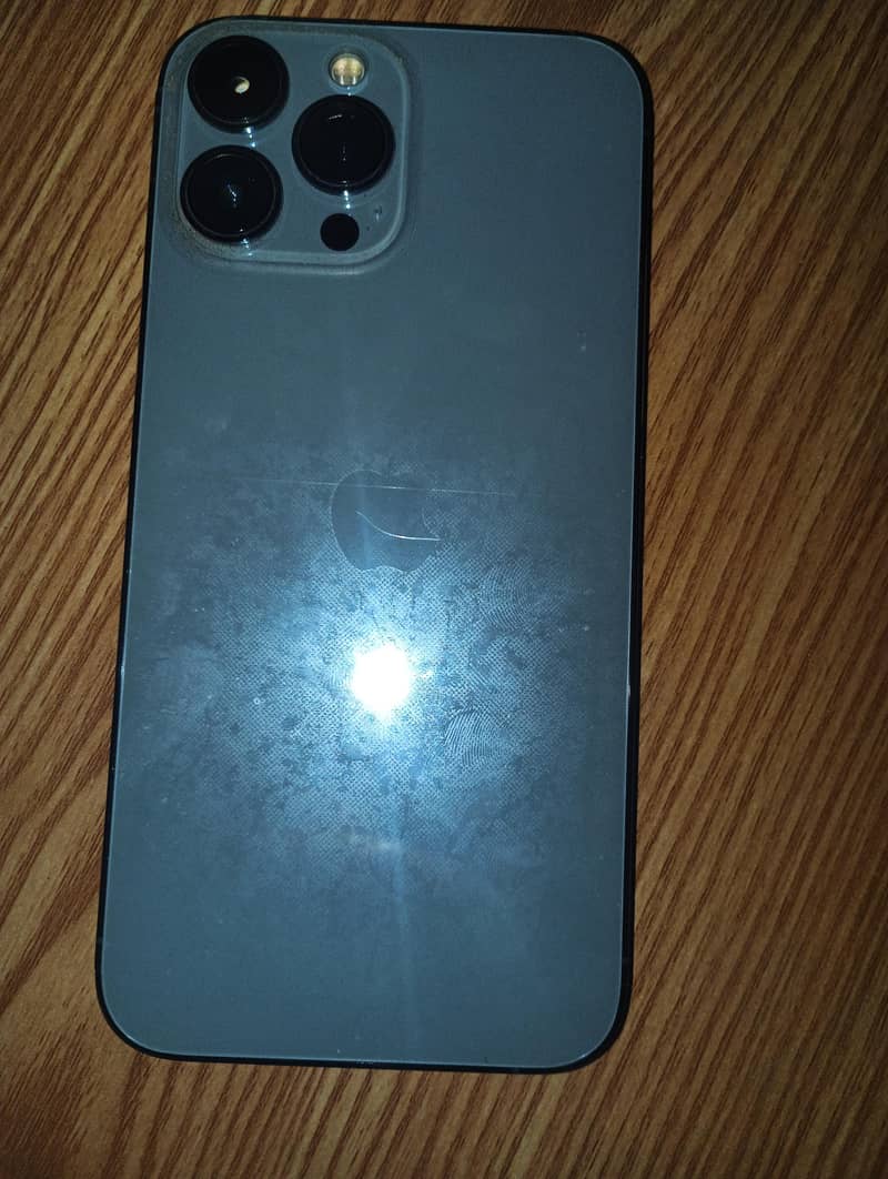 Apple iPhone 13 Pro Max 3