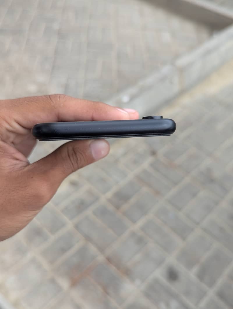 Apple iPhone XR 5