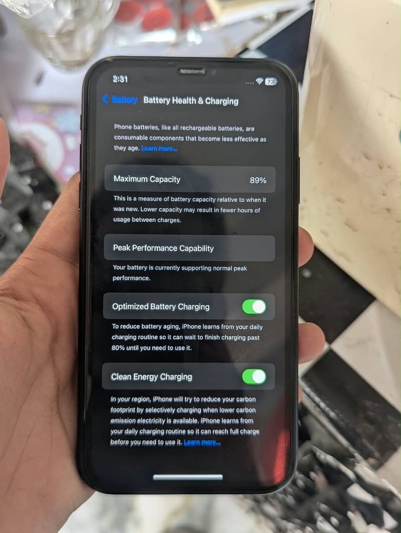 Apple iPhone XR 9