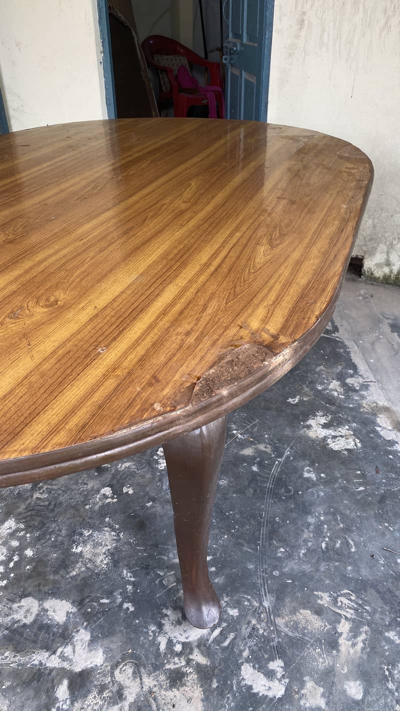 Dining Table with 6 Chairs 1