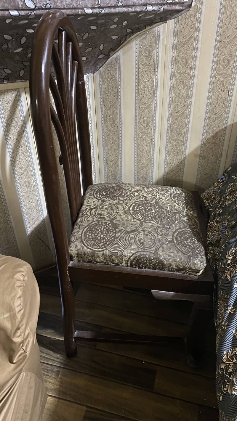 Dining Table with 6 Chairs 4
