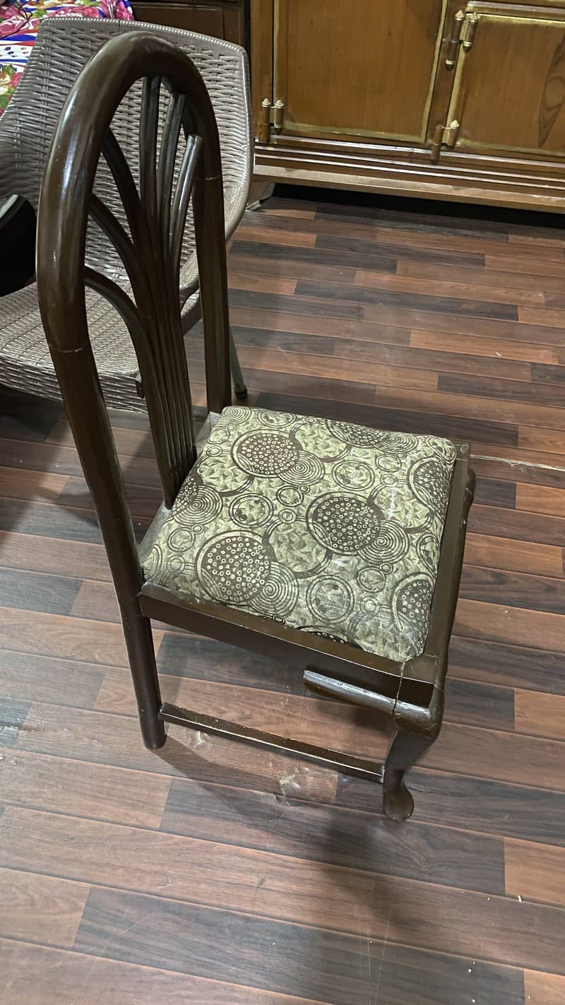 Dining Table with 6 Chairs 10
