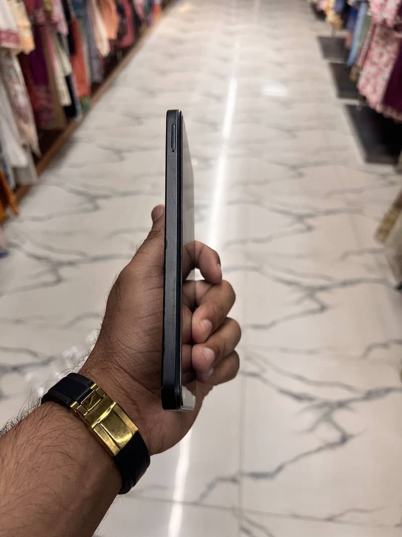 Realme 13 2