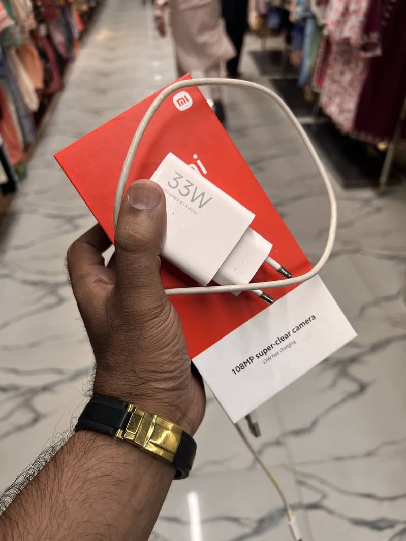 Realme 13 4