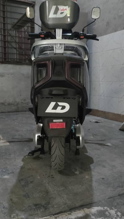 new scooty LD f73