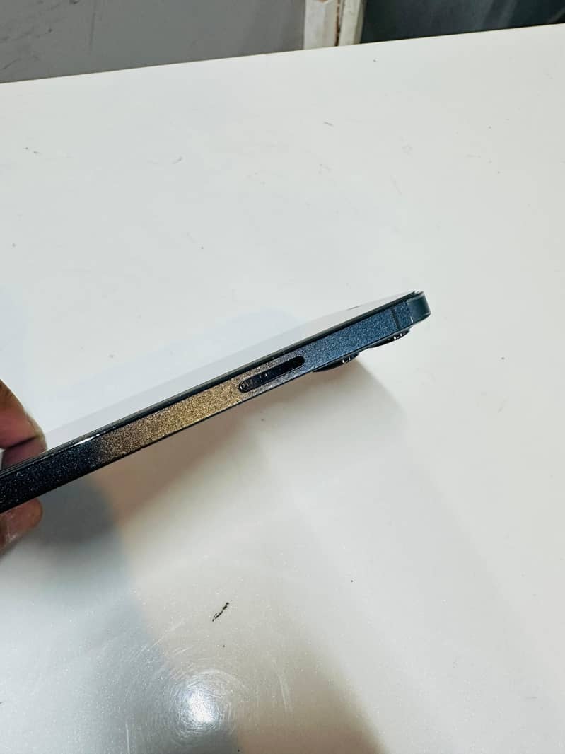 Apple iPhone 12 Pro Max 2