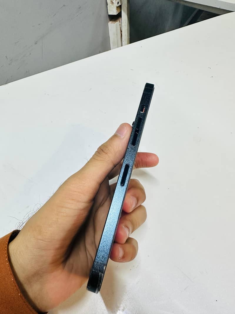 Apple iPhone 12 Pro Max 8