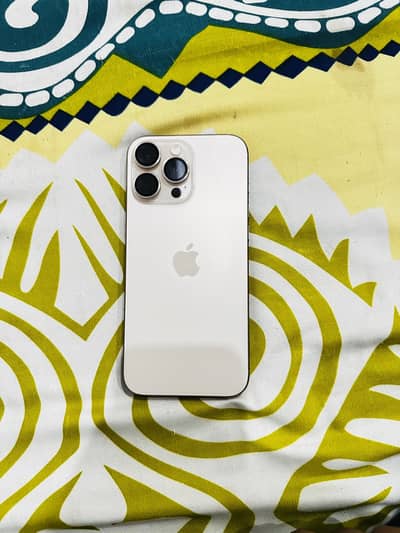 Apple iPhone 16 Pro Max